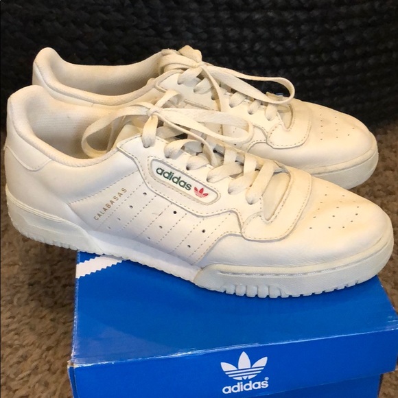 yeezy powerphase box